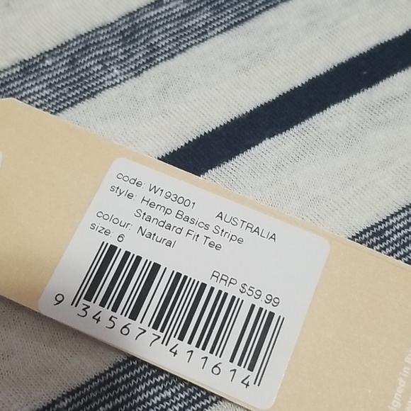 Afends Hemp tshirt - Picture 3 of 12